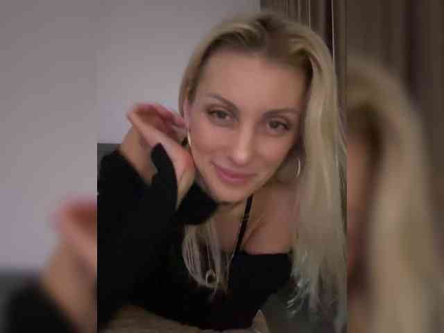KarinaSimka webcam