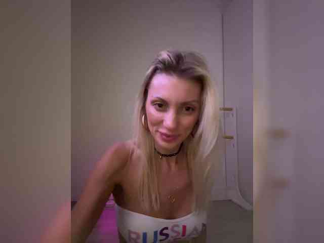 KarinaSimka webcam