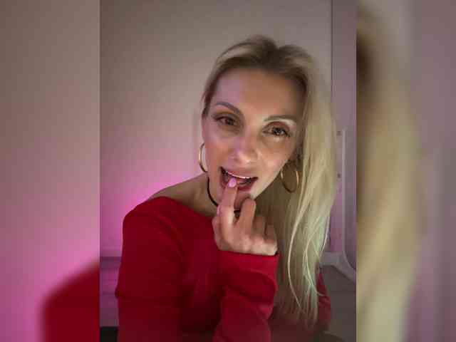 KarinaSimka webcam
