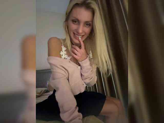 KarinaSimka webcam