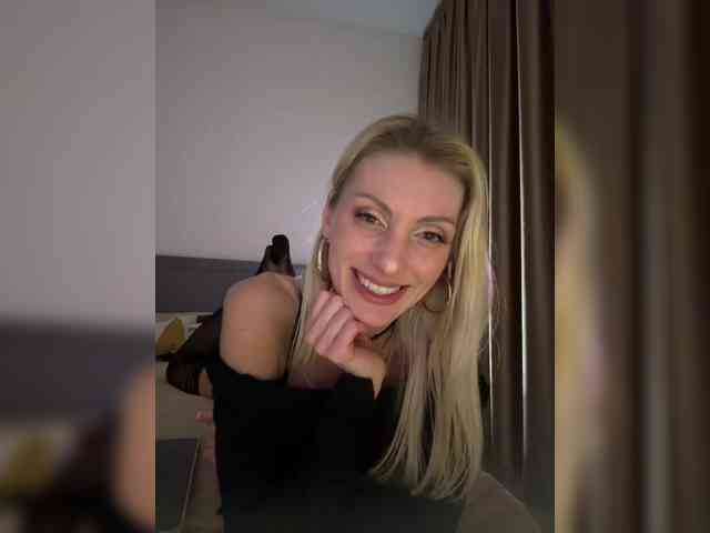 KarinaSimka webcam