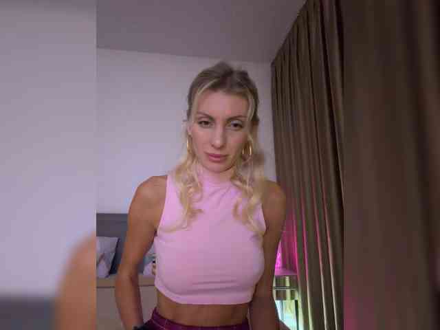 KarinaSimka webcam