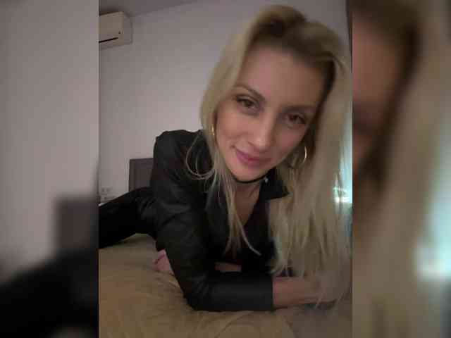 KarinaSimka webcam