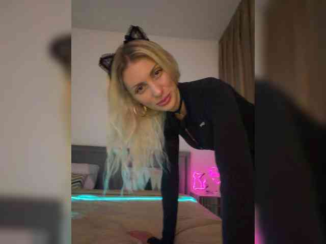 KarinaSimka webcam