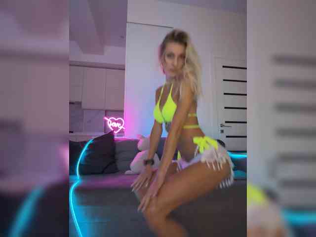KarinaSimka webcam