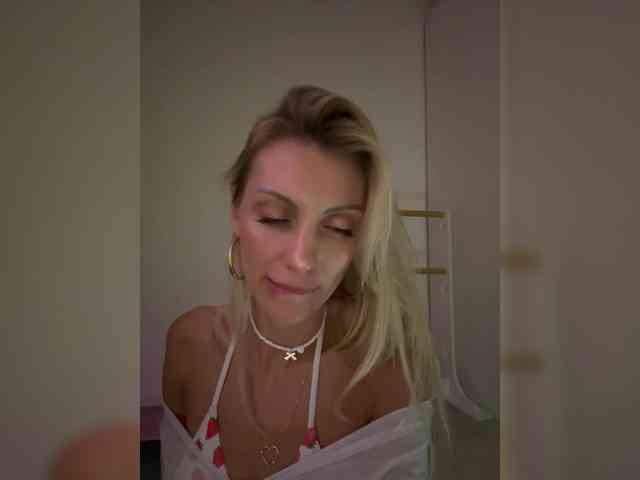KarinaSimka webcam