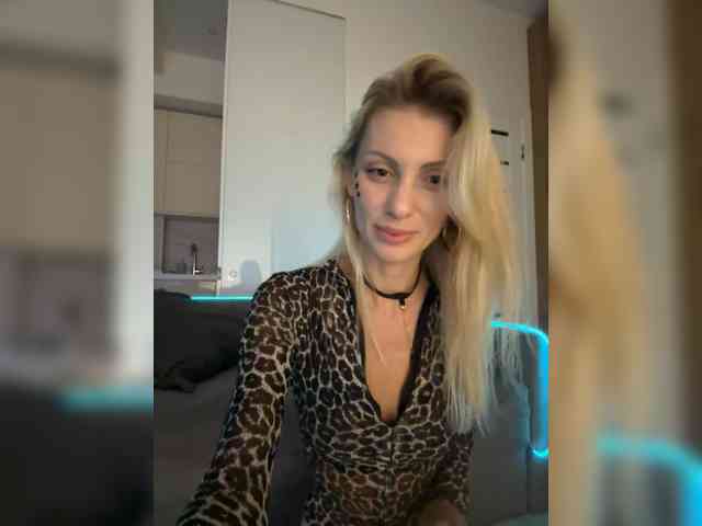 KarinaSimka webcam