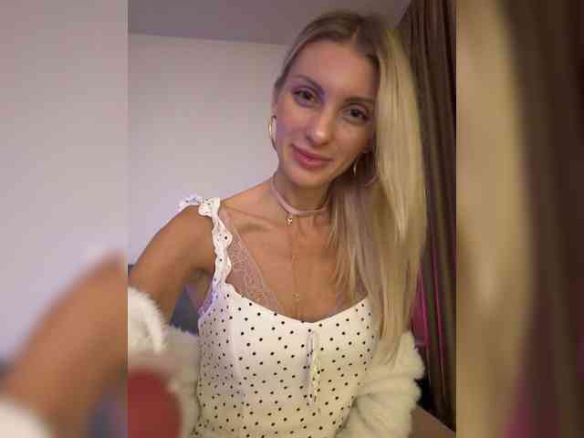 KarinaSimka webcam