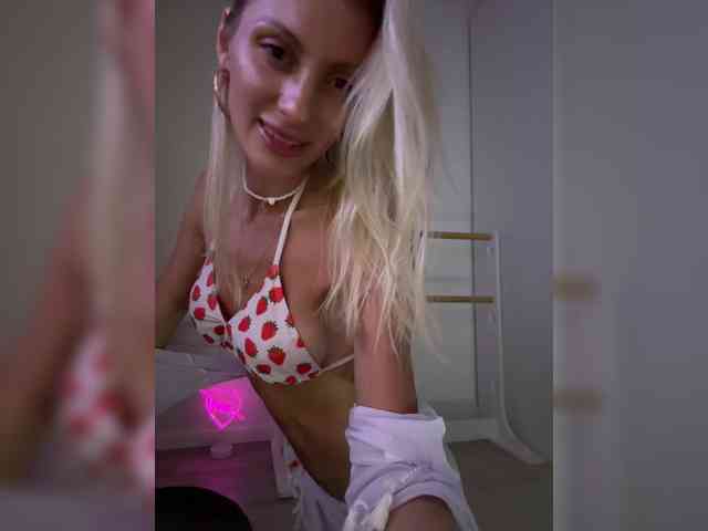 KarinaSimka webcam
