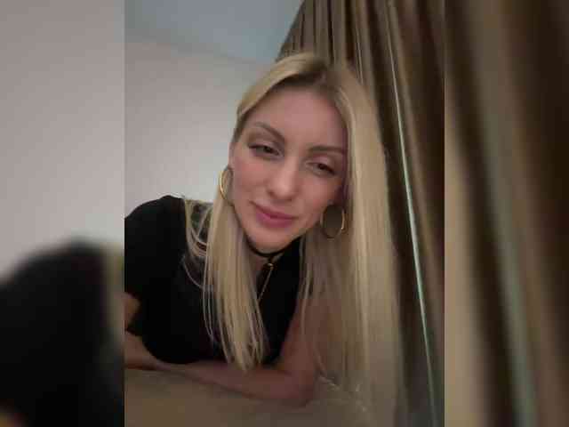 KarinaSimka webcam