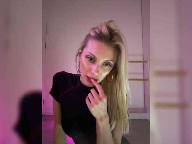 KarinaSimka webcam