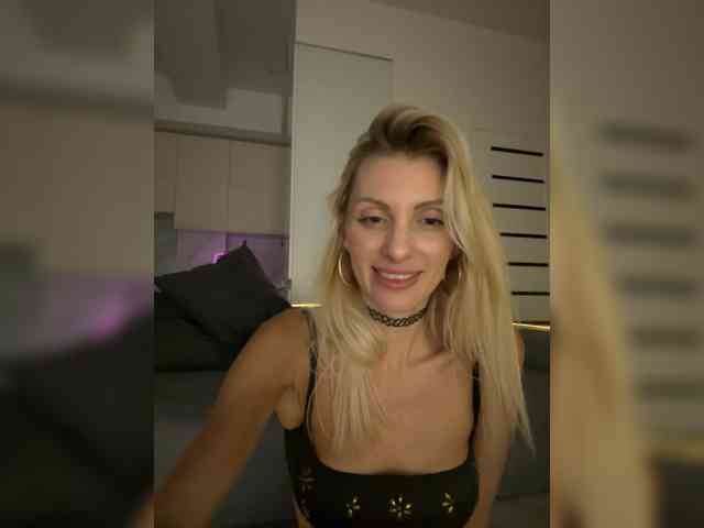 KarinaSimka webcam