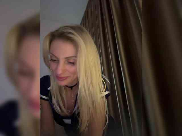 KarinaSimka webcam