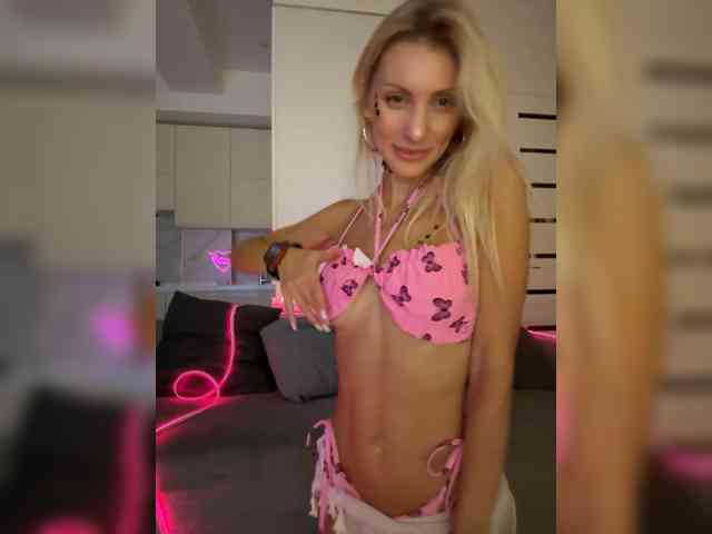KarinaSimka webcam