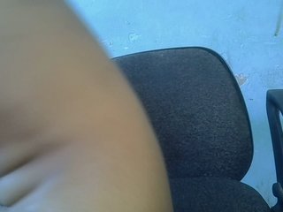 FreakyTrixie's Live Webcam