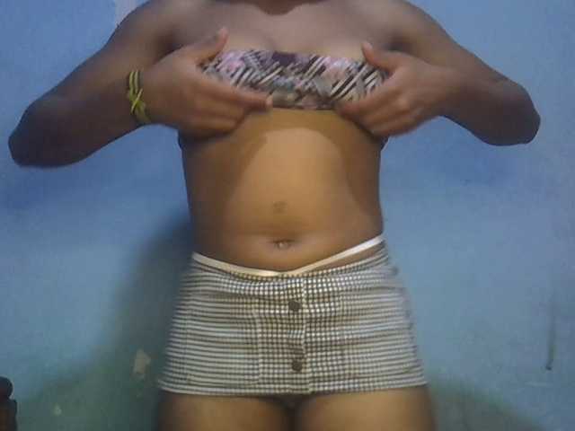 FreakyTrixie's BongaCams show and profile