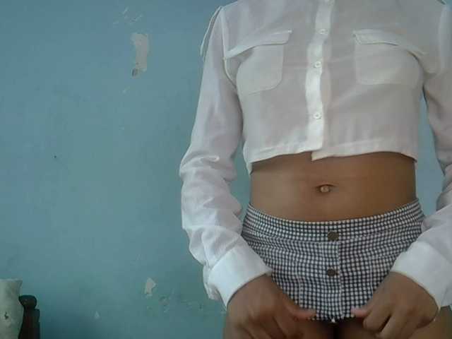 FreakyTrixie's BongaCams show and profile