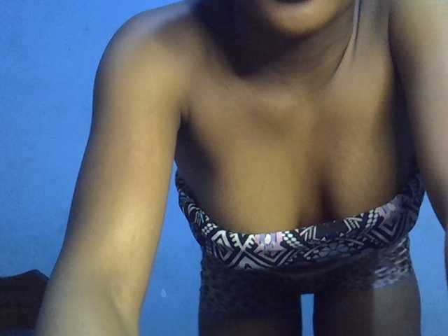 FreakyTrixie's BongaCams show and profile