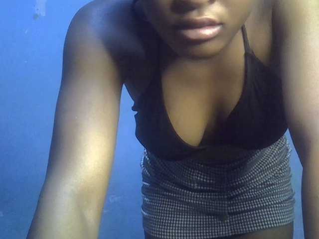 FreakyTrixie's BongaCams show and profile