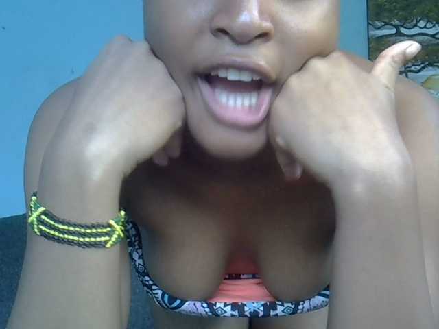 FreakyTrixie's BongaCams show and profile