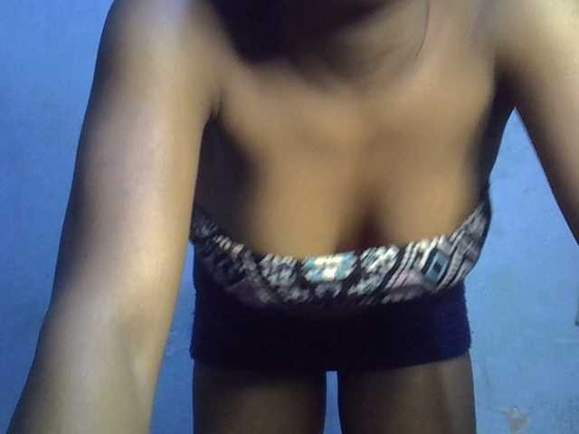 FreakyTrixie's BongaCams show and profile