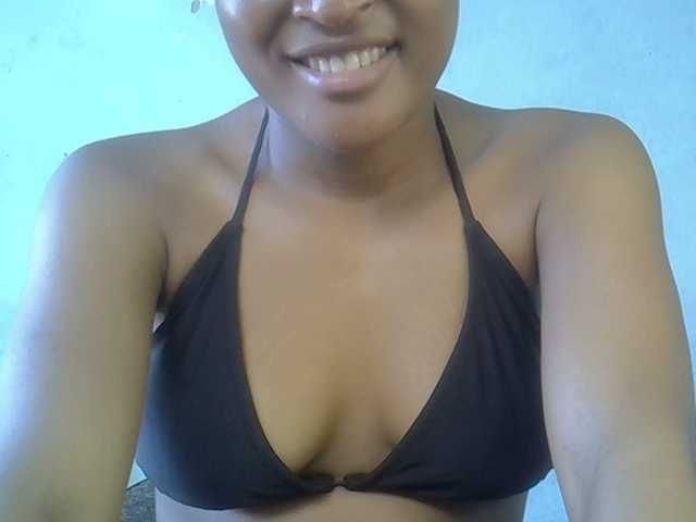 FreakyTrixie's BongaCams show and profile