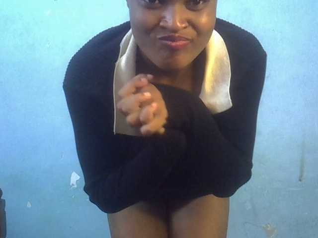 FreakyTrixie's BongaCams show and profile