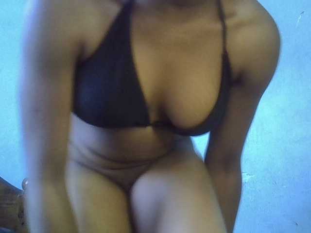 FreakyTrixie's BongaCams show and profile