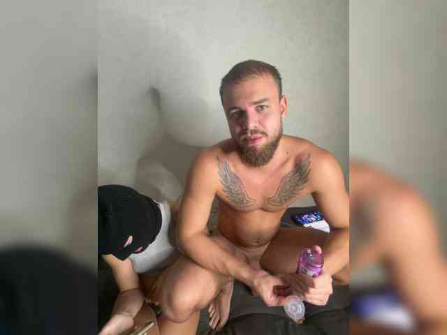 Traxalka666 webcam
