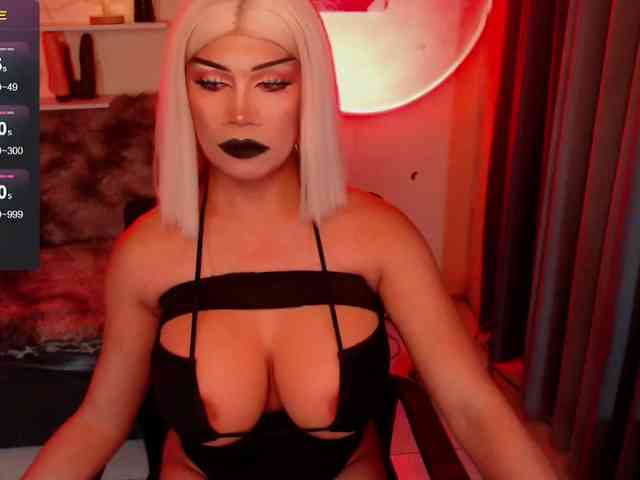 Juicykaren Live Webcam on BongaCams