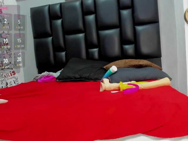 Criistal-castro's BongaCams show and profile