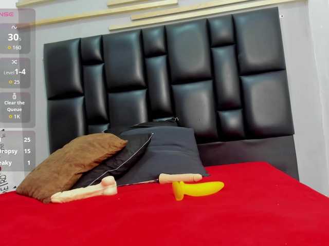 Criistal-castro's BongaCams show and profile