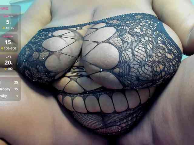 Criistal-castro Live Webcam on BongaCams