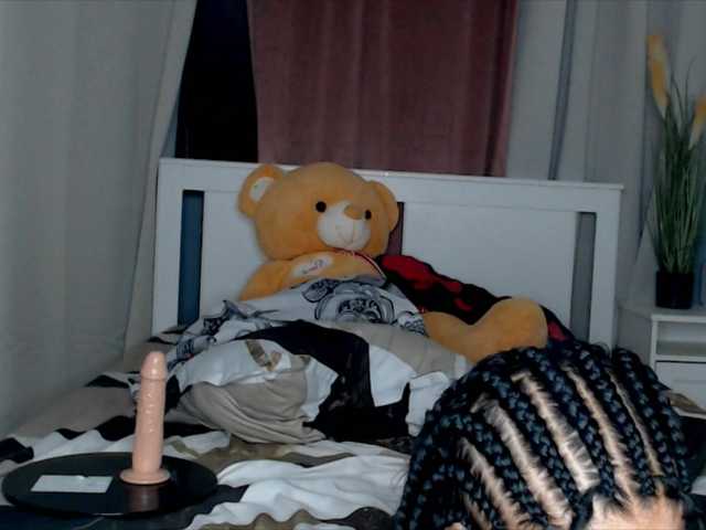 Madiysony live cam on BongaCams