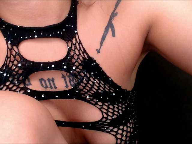 Madiysony live cam on BongaCams