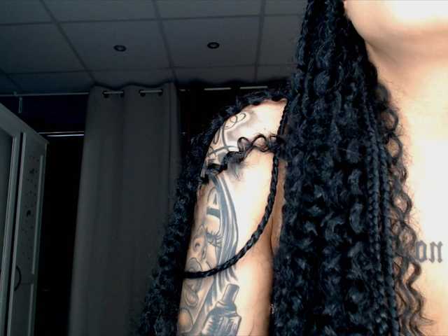 Madiysony live cam on BongaCams