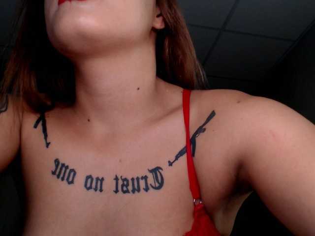 Madiysony live cam on BongaCams