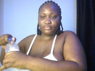 Hotchocolatee191's Live Webcam
