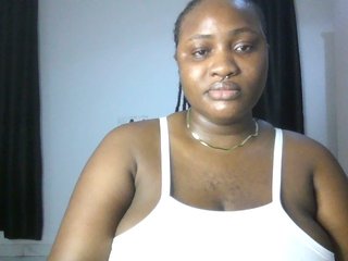 Hotchocolatee191's Live Webcam