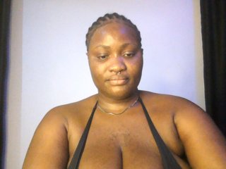 Hotchocolatee191's Live Webcam