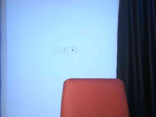 Hotchocolatee191 webcam