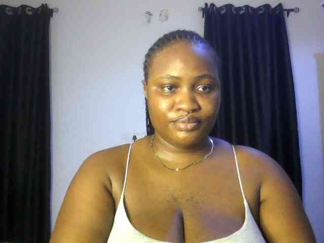 Hotchocolatee191 webcam