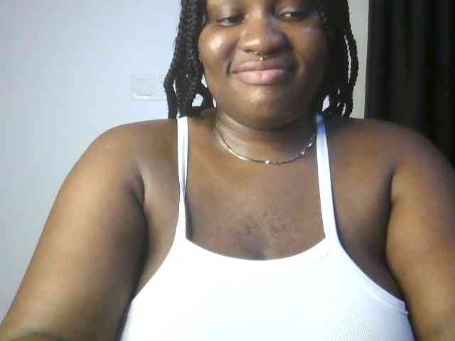 Hotchocolatee191 webcam