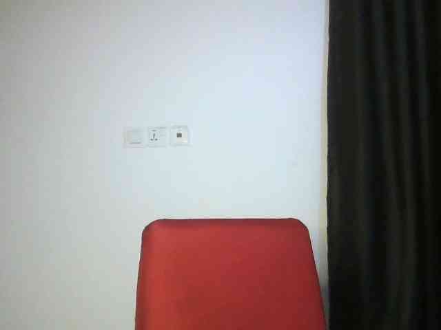 Hotchocolatee191 webcam