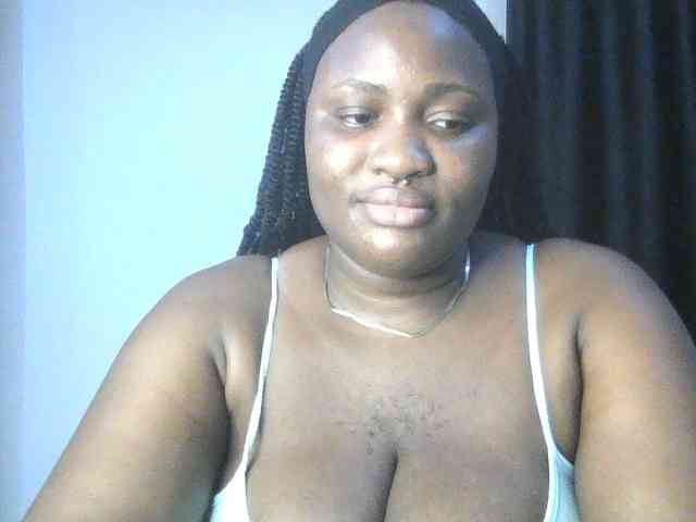 Hotchocolatee191 webcam