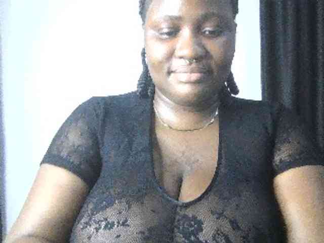 Hotchocolatee191 webcam