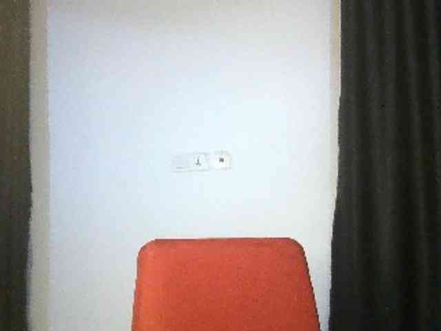 Hotchocolatee191 webcam