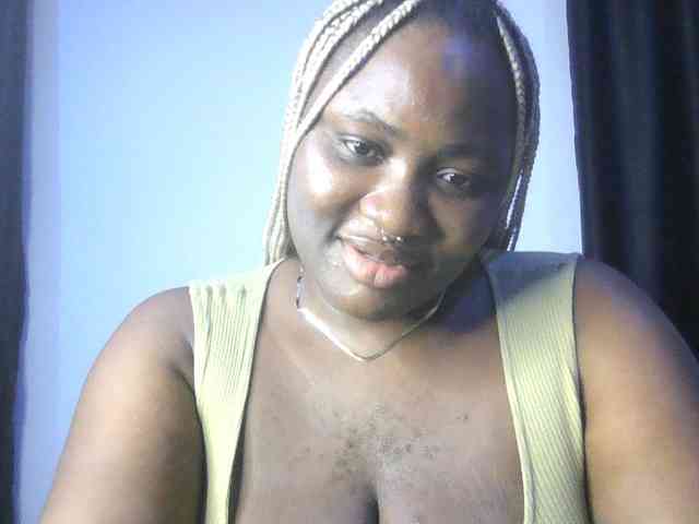 Hotchocolatee191 webcam