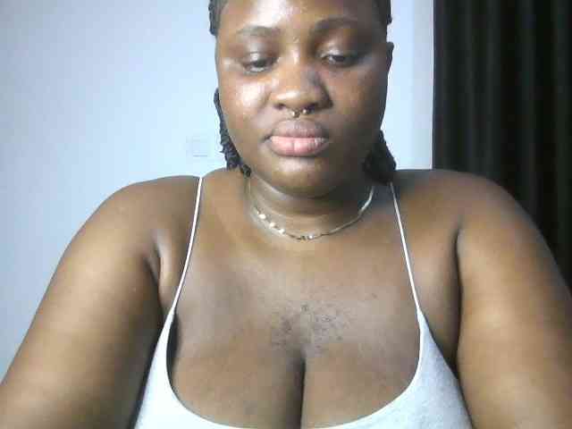 Hotchocolatee191 webcam