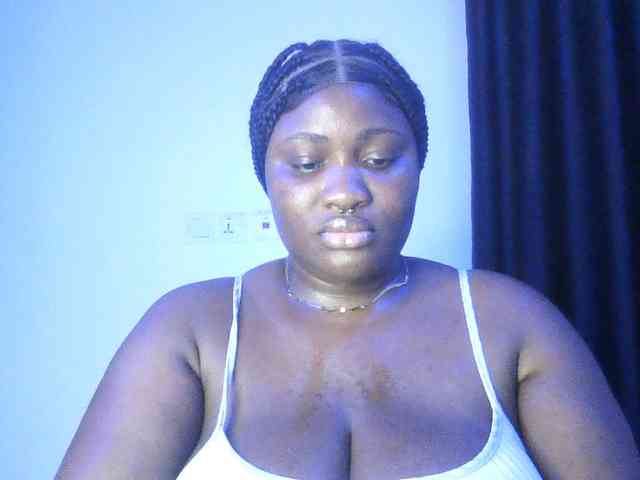 Hotchocolatee191 webcam